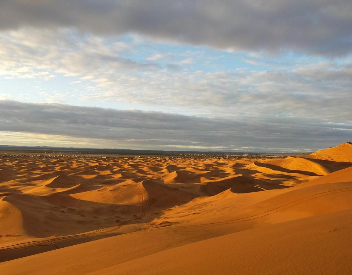 Milky Way Desert Camp Merzouga Zewnętrze zdjęcie